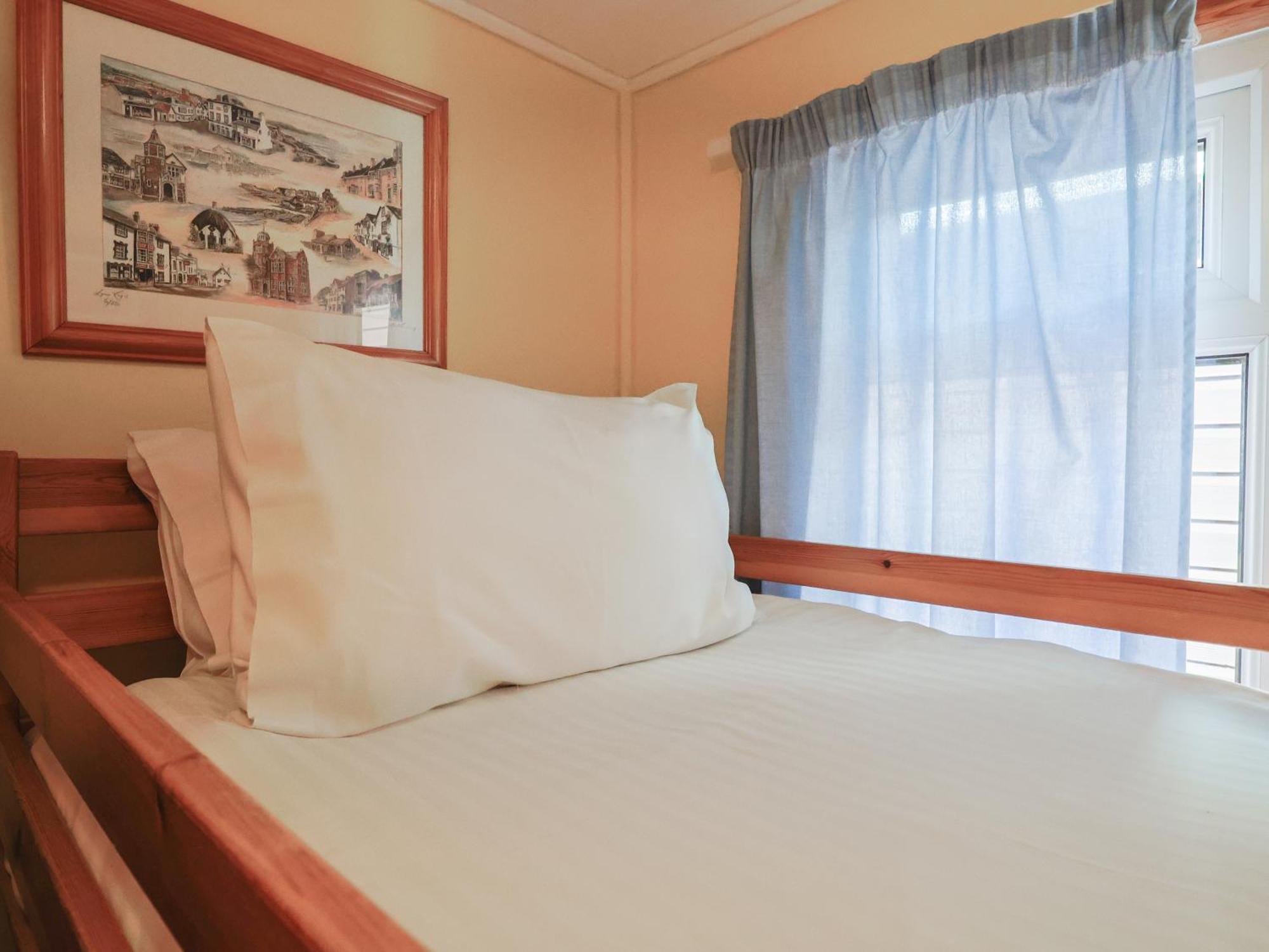 Granny'S Teeth Villa ไลม์รีจิส ภายนอก รูปภาพ